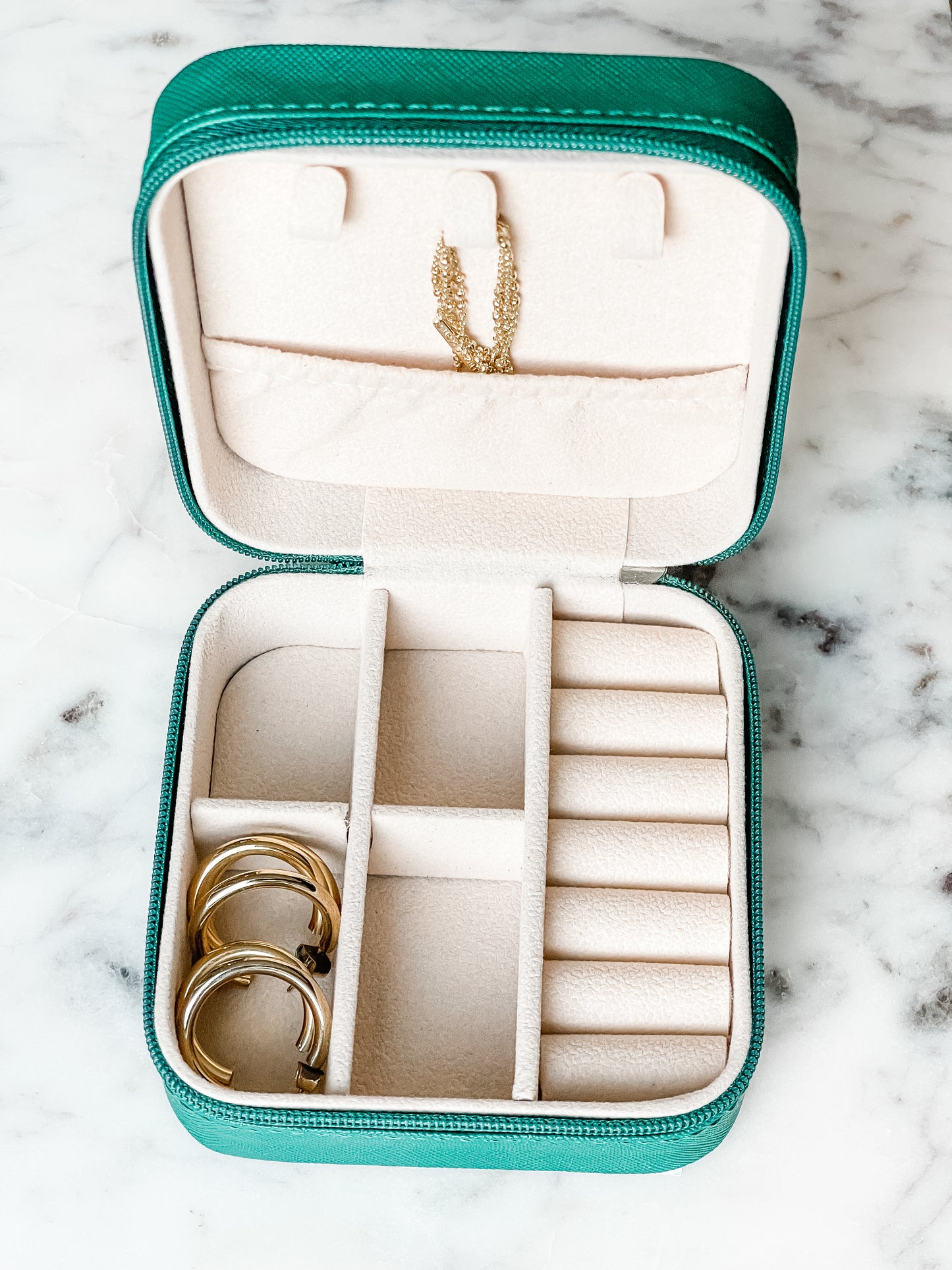 Jade - Small Travel Jewelry Organizer